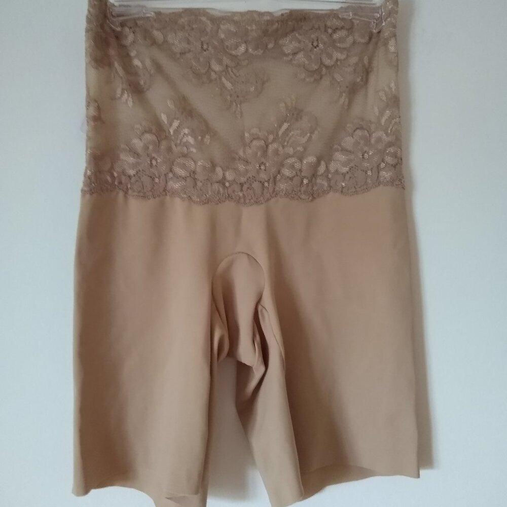 BEIGE SHAPEWEAR SHORT. NWT